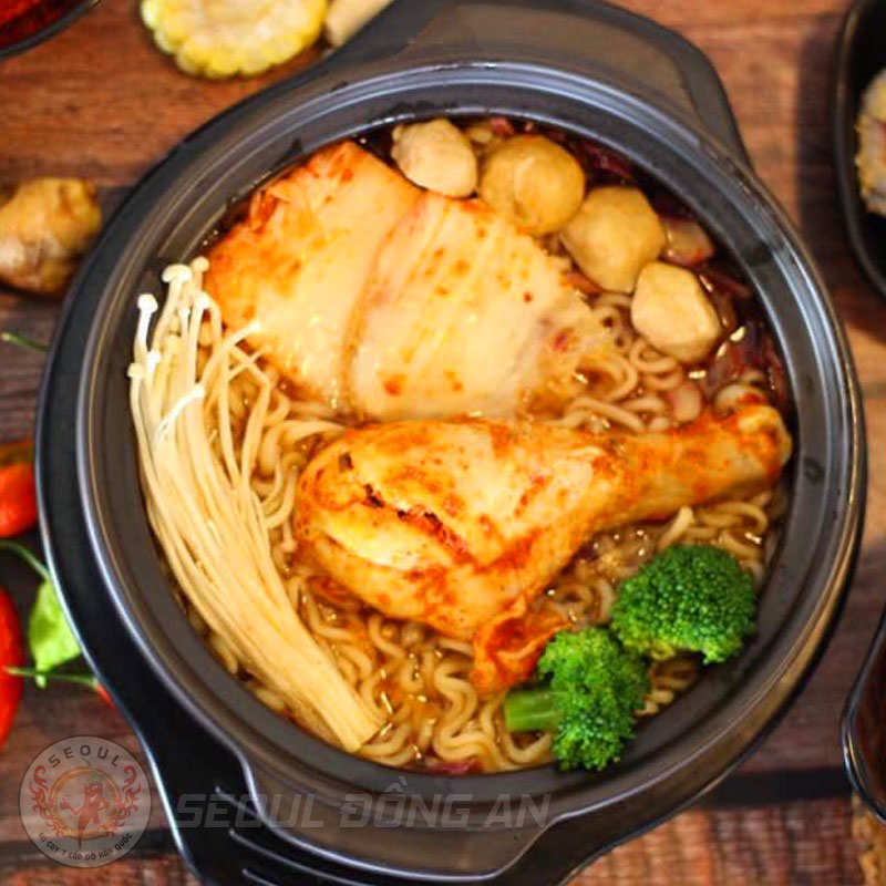 Mì Kim Chi Đùi Gà